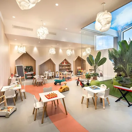 Valamar Tirena Hotel