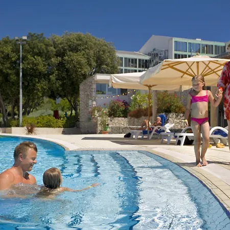 Valamar Tirena Hotel 4*