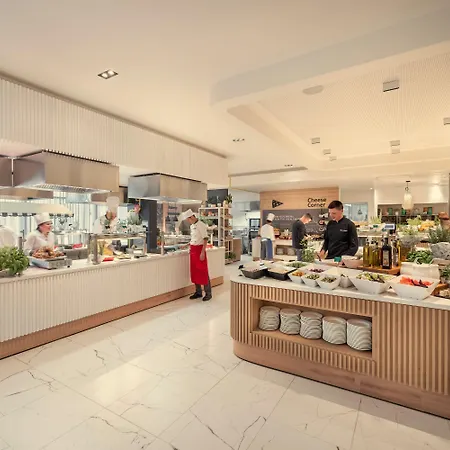 Ξενοδοχείο Valamar Tirena 4*