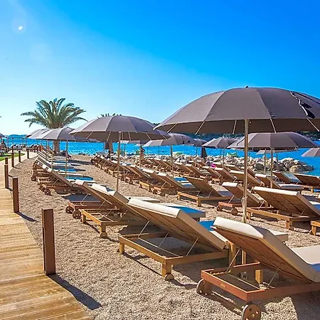 Valamar Tirena Hotel 4*