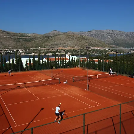 호텔 Valamar Tirena